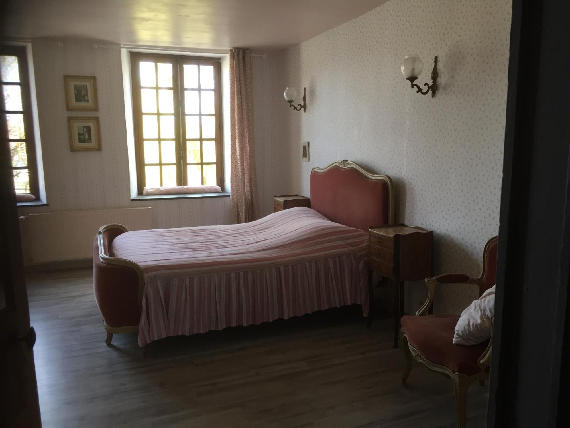 Chez Memere Helene Sormonne Luaran gambar